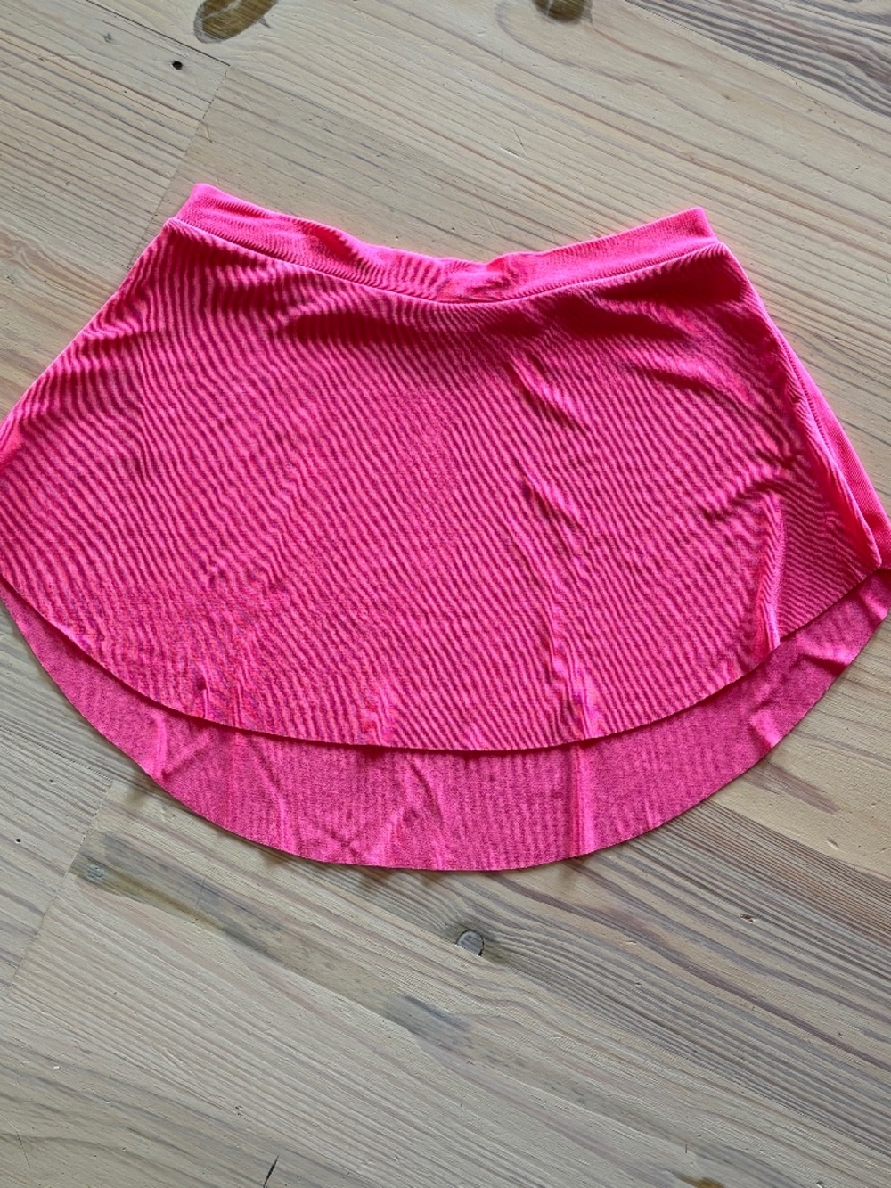 Bullet Pointe Skirt-Brand New!